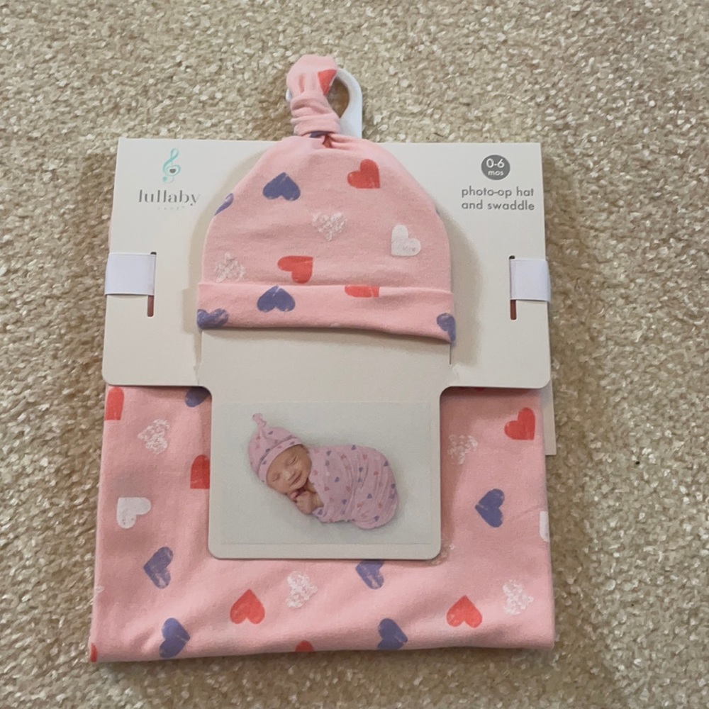 Newborn Hat & Swaddle Set